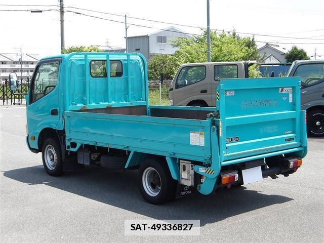 Toyota DYNA TRUCK 2015-12 7867808-1