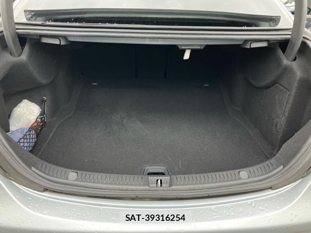 Mercedes Benz E-CLASS 2021-02 7868501-18