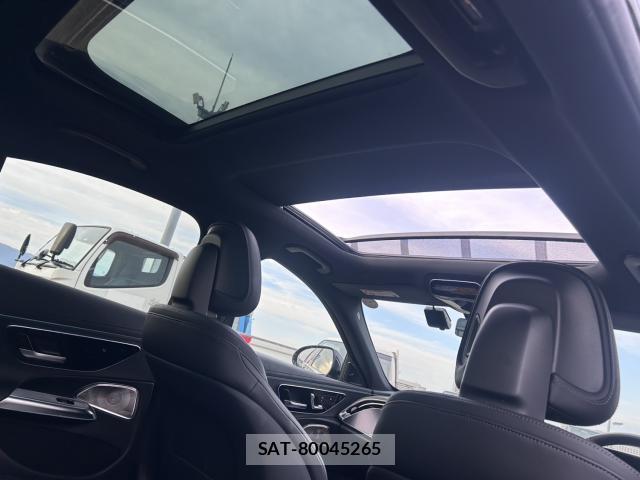Mercedes Benz E-CLASS 2024-03 7872251-9