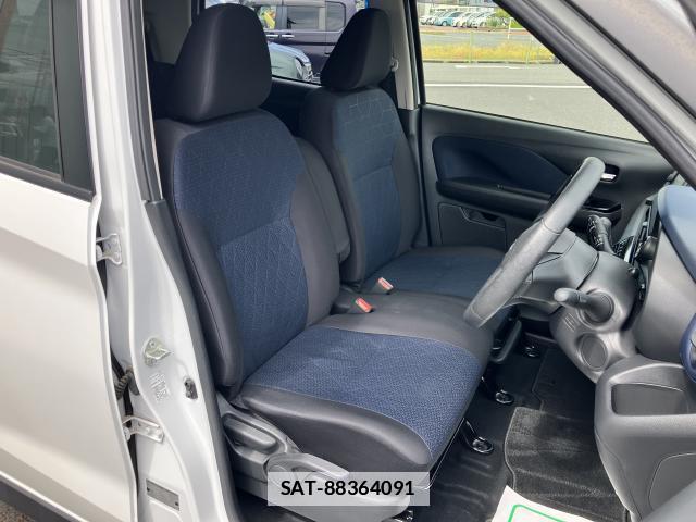 Mitsubishi EK X 2022-06 7870153-5