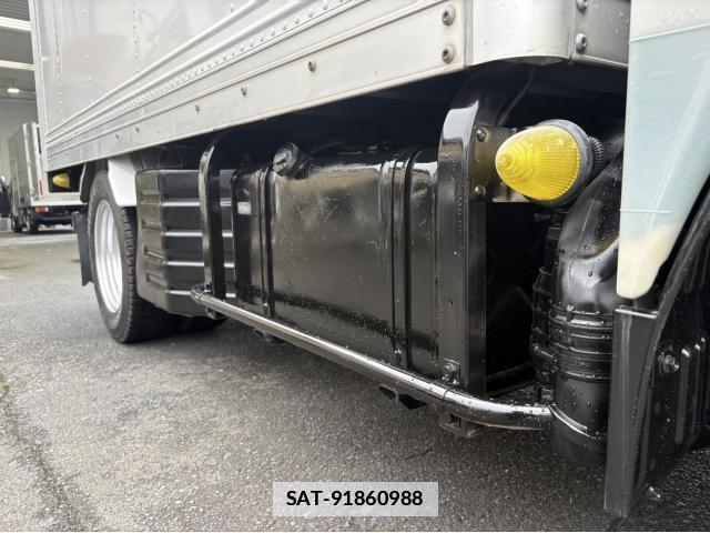 Isuzu ELF TRUCK 2012-06 7869343-12