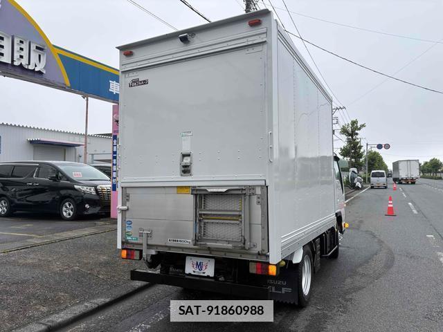 Isuzu ELF TRUCK 2012-06 7869343-13