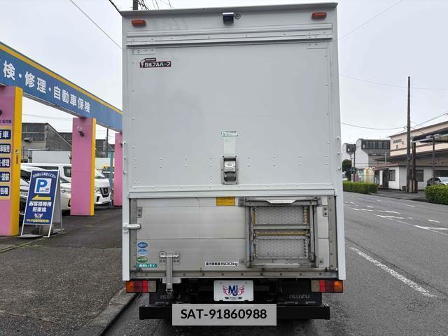 Isuzu ELF TRUCK 2012-06 7869343-17