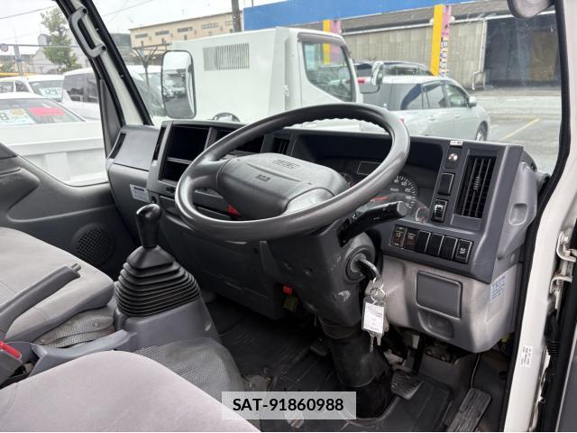 Isuzu ELF TRUCK 2012-06 7869343-2