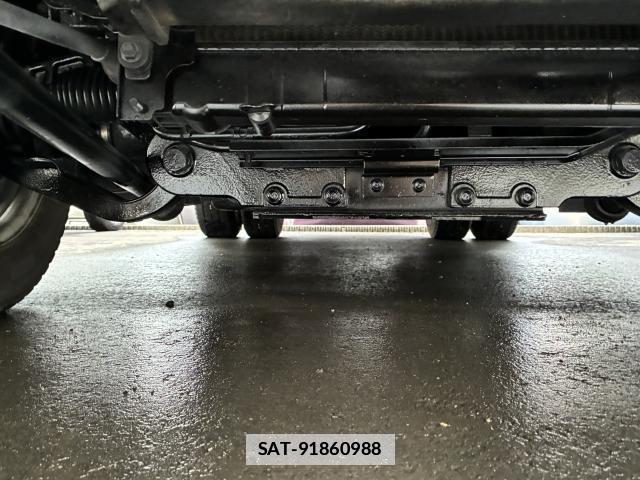 Isuzu ELF TRUCK 2012-06 7869343-9