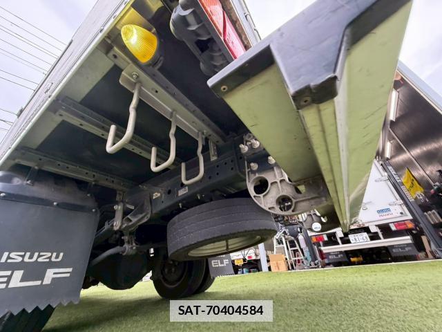 Isuzu ELF TRUCK 2017-03 7872553-14