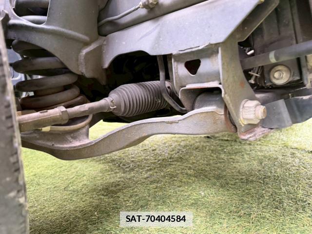 Isuzu ELF TRUCK 2017-03 7872553-17