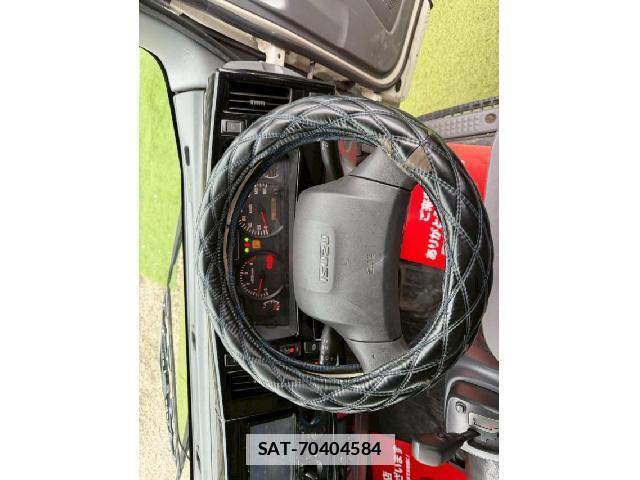 Isuzu ELF TRUCK 2017-03 7872553-7