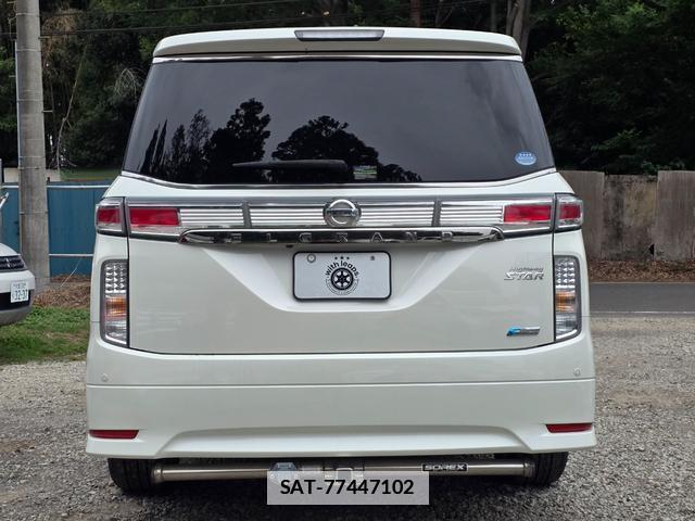 Nissan ELGRAND 2012-04 7866846-5