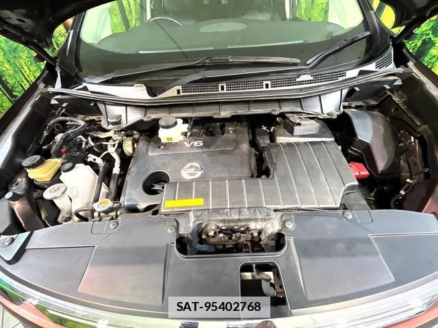 Nissan ELGRAND 2015-06 7867838-17