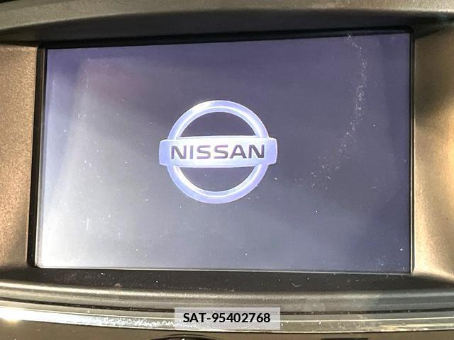 Nissan ELGRAND 2015-06 7867838-2