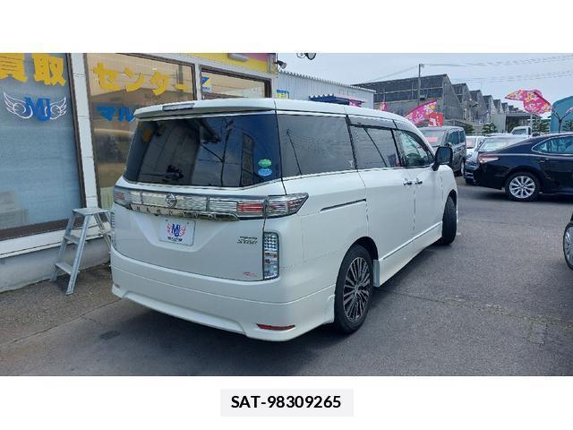 Nissan ELGRAND 2016-01 7869345-13