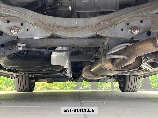 Nissan ELGRAND 2013-07 7870457-18
