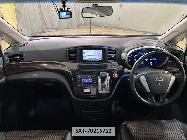 Nissan ELGRAND 2011-05 7871750-12