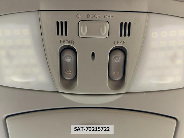 Nissan ELGRAND 2011-05 7871750-8