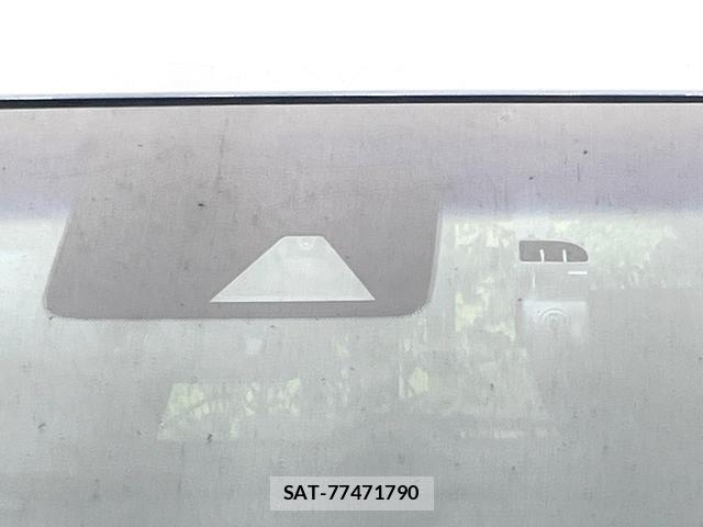 Nissan ELGRAND 2021-02 7872405-3