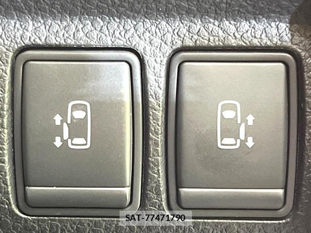 Nissan ELGRAND 2021-02 7872405-5
