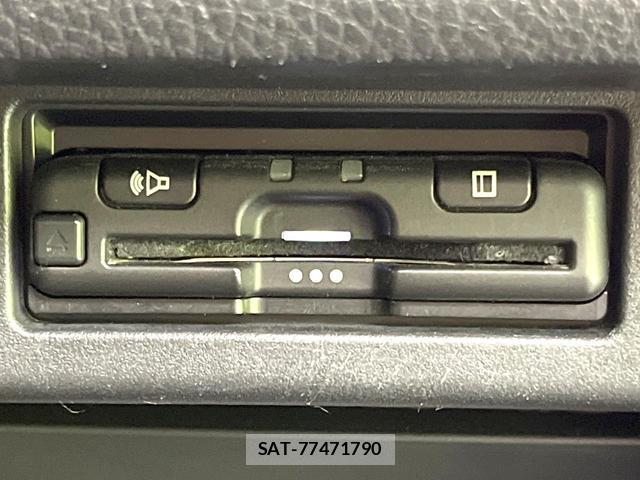 Nissan ELGRAND 2021-02 7872405-6