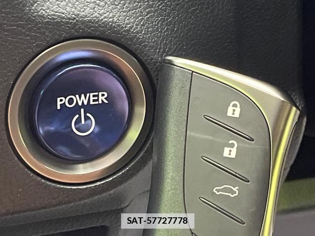 Lexus ES 2019-01 7870094-6