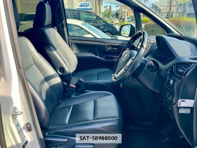 Toyota ESQUIRE 2018-01 7867996-10