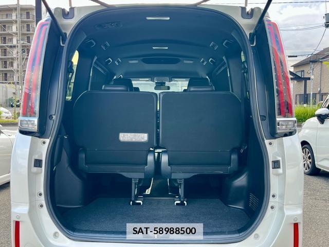 Toyota ESQUIRE 2018-01 7867996-17