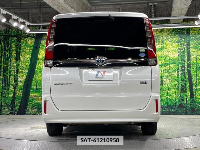 Toyota ESQUIRE 2016-07 7872701-15