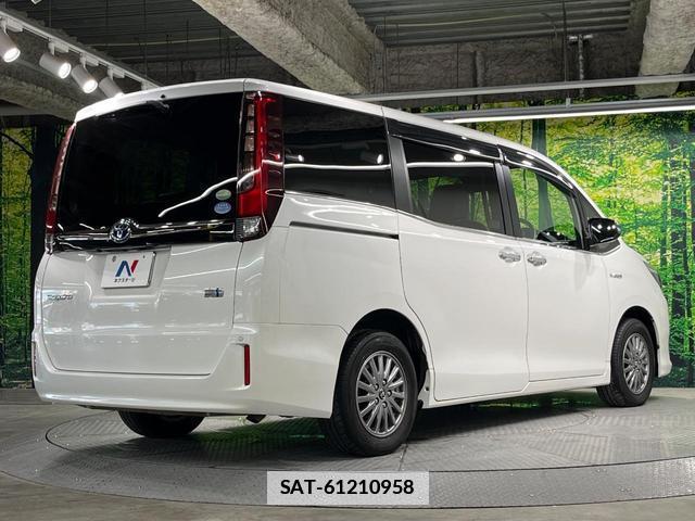 Toyota ESQUIRE 2016-07 7872701-17