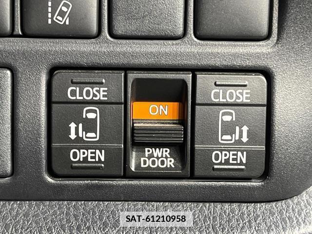 Toyota ESQUIRE 2016-07 7872701-3