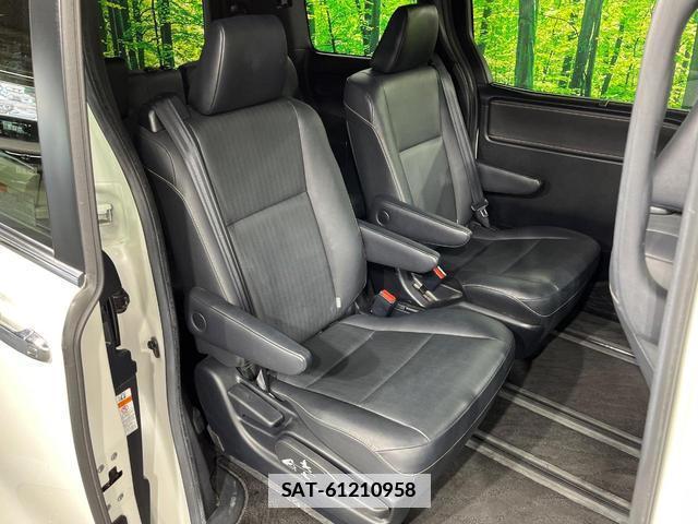 Toyota ESQUIRE 2016-07 7872701-8