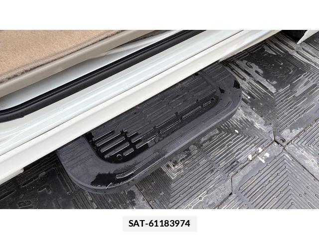 Suzuki EVERY WAGON 2018-01 7867626-13