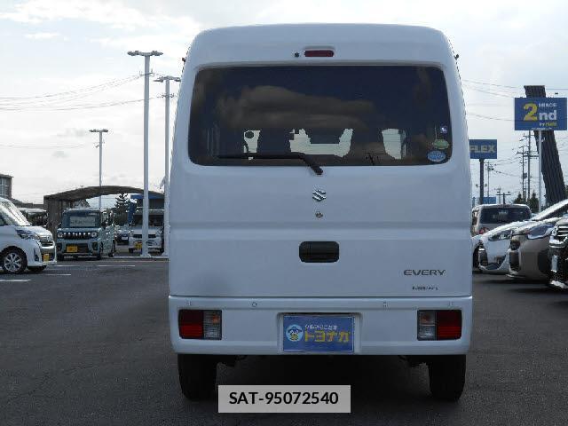 Suzuki EVERY 2020-07 7869948-4