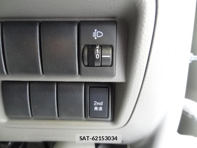 Suzuki EVERY 2017-09 7870166-19