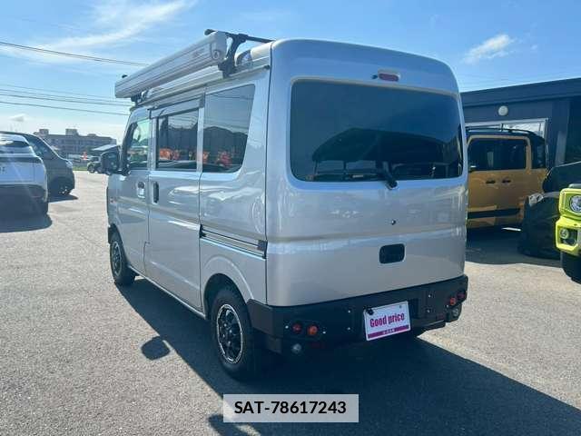 Suzuki EVERY 2023-04 7871579-13