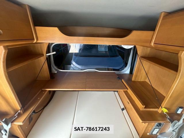 Suzuki EVERY 2023-04 7871579-17
