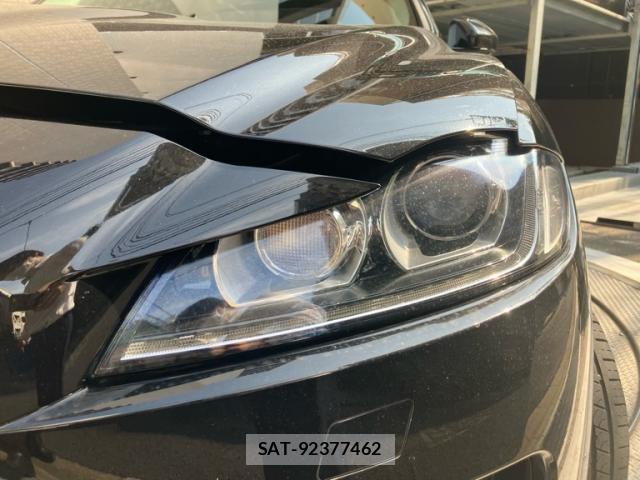 Jaguar F-PACE 2018-03 7868943-4