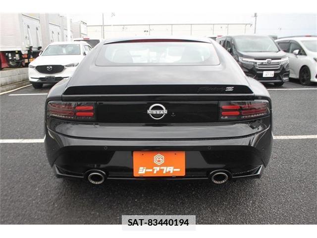 Nissan FAIRLADY Z 2024-02 7870958-11