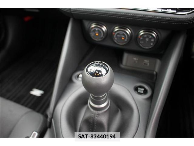 Nissan FAIRLADY Z 2024-02 7870958-3