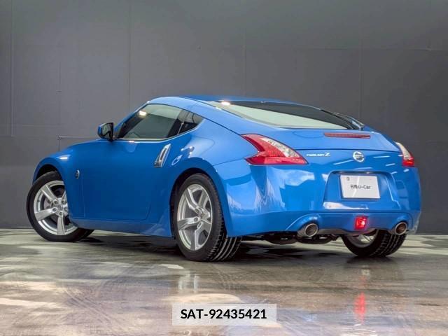 Nissan FAIRLADY Z 2012-02 7871313-2