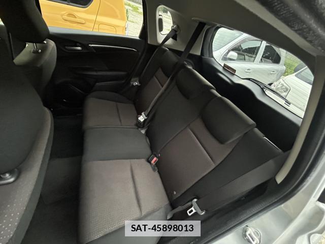 Honda FIT HYBRID 2015-06 7867586-15
