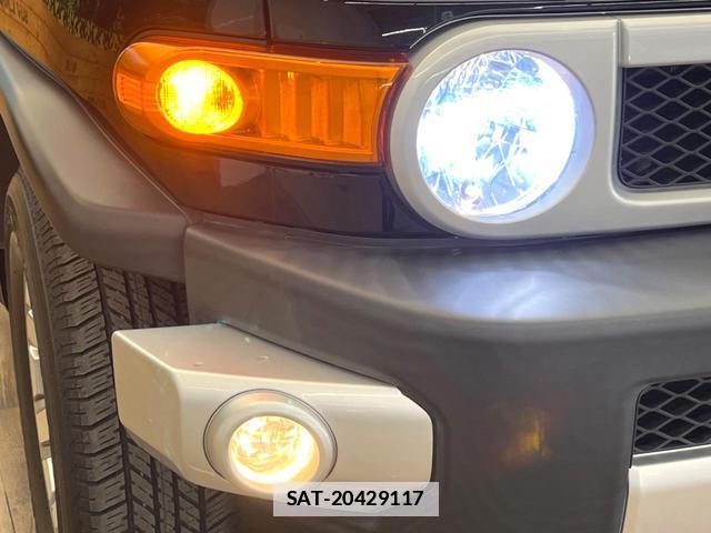 Toyota FJ CRUISER 2017-12 7869277-11