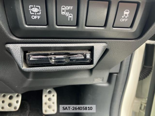 Subaru FORESTER 2018-09 7868732-11