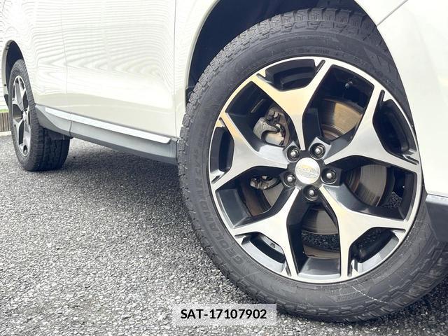 Subaru FORESTER 2015-10 7870074-12