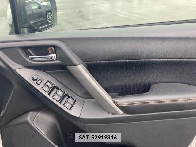 Subaru FORESTER 2014-03 7870472-15