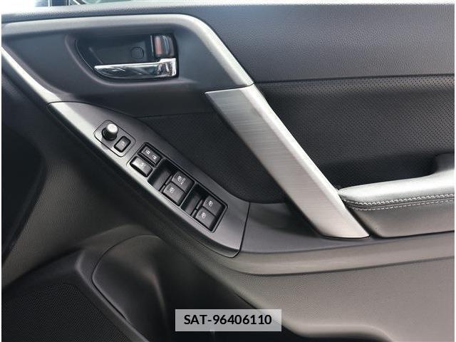 Subaru FORESTER 2014-01 7871348-5