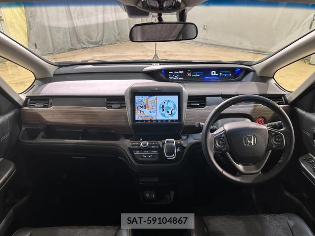 Honda FREED HYBRID 2022-05 7870230-17