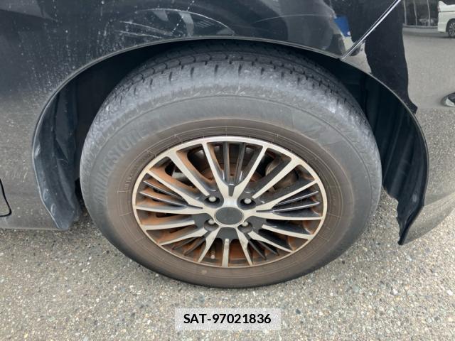 Honda FREED SPIKE 2016-05 7869525-13