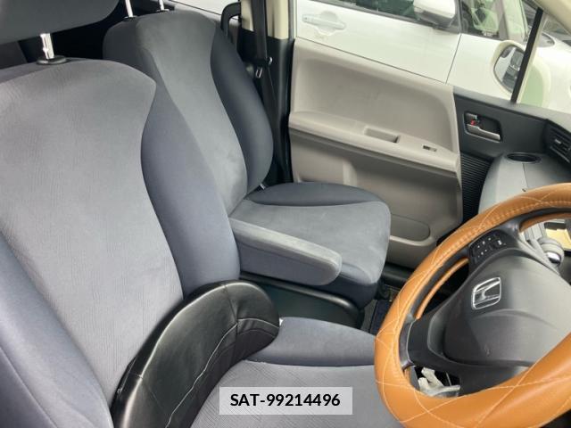 Honda FREED 2009-10 7868951-5
