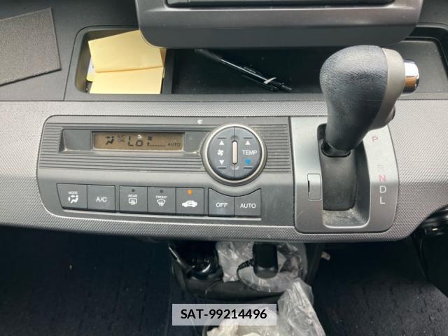 Honda FREED 2009-10 7868951-9