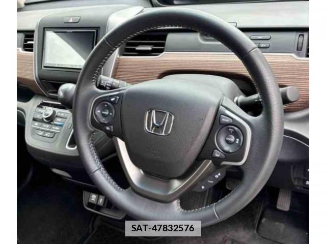 Honda FREED 2023-07 7870589-2