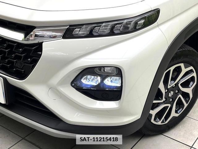 Suzuki Fronx 2025-03 7871640-11